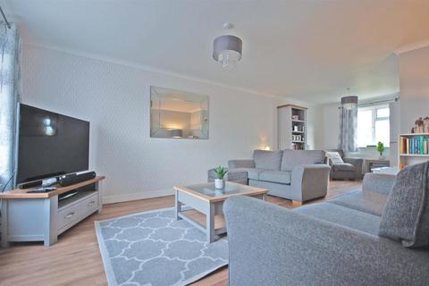 109 Bedells Avenue, Black Notley, Braintree, CM77 8NA
