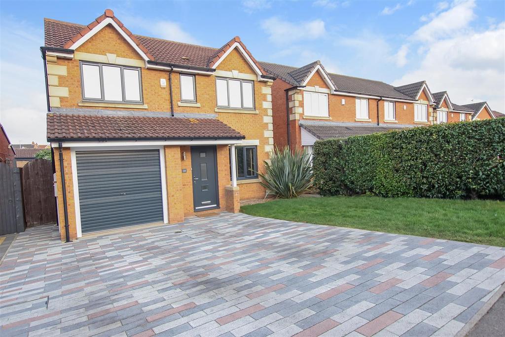 Falmouth Drive, Darlington 4 bed detached house £260,000