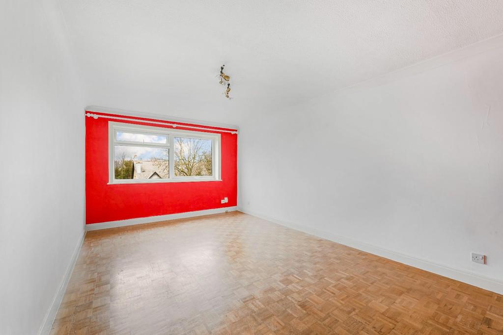 Mulgrave Road Sutton 1 Bed Flat 250 000