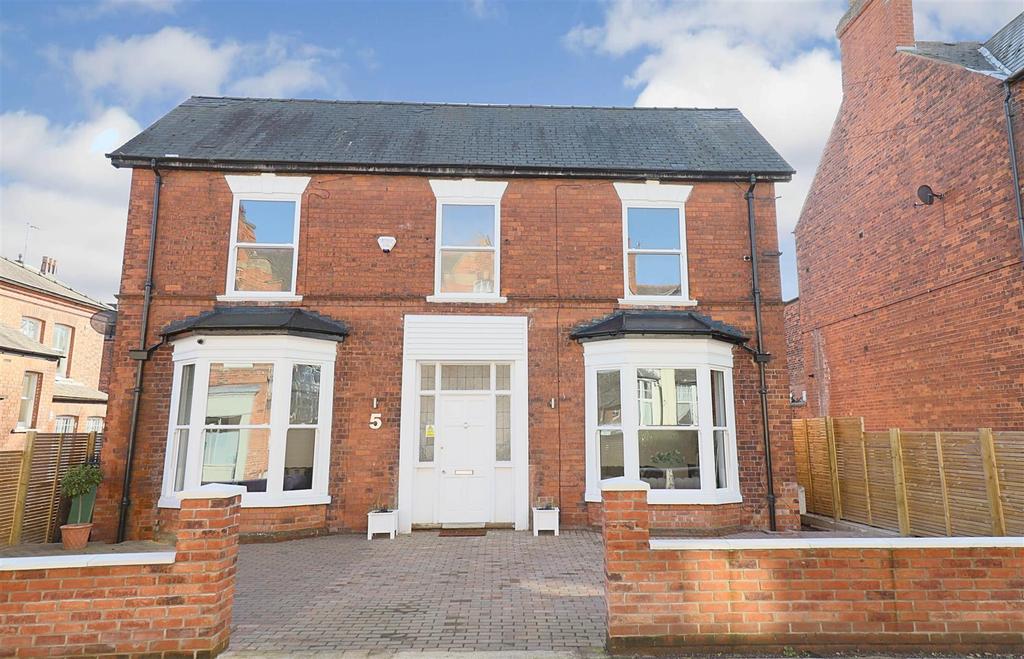 Ferriby Road, Hessle 4 bed detached house £475,000