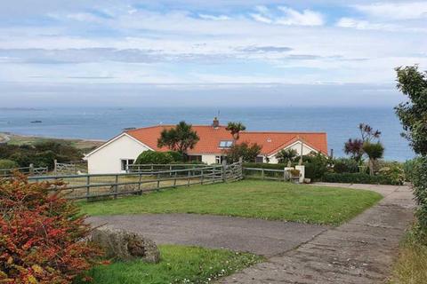 4 bedroom detached house for sale, Vert Cotil, Alderney,