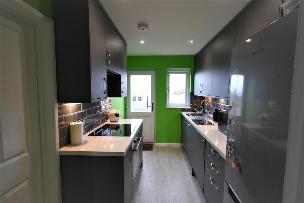 Pound Road, Kingswood, Bristol 3 bed end of terrace house £310,000