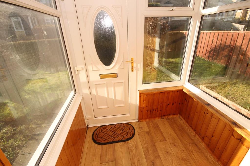 Spearman Walk, Clavering, Hartlepool 3 bed semidetached house £105,000