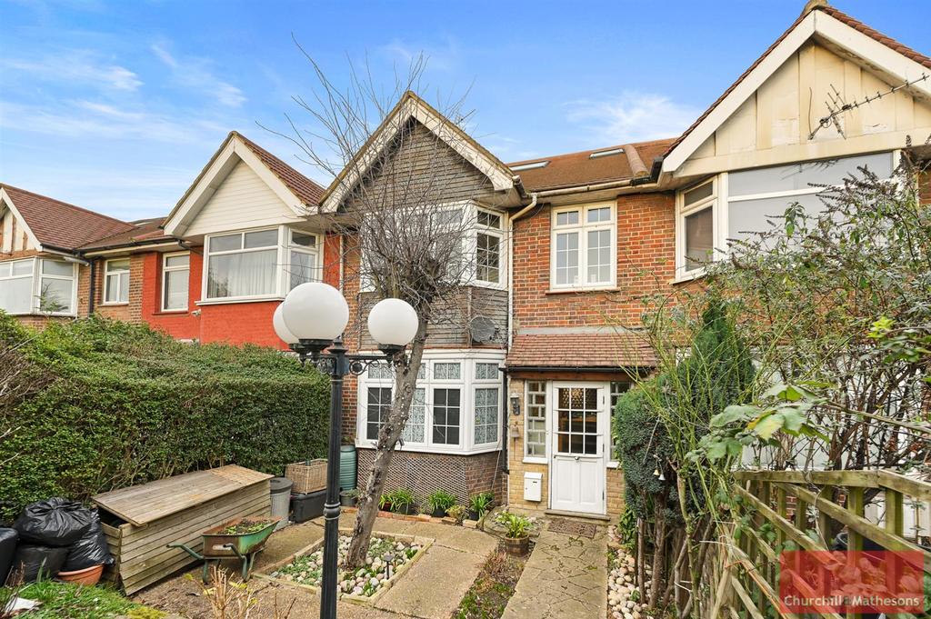Western Avenue, London 4 bed house for sale £715,000