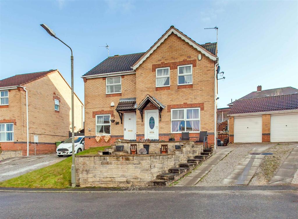 Nursery Drive, Bolsover, Chesterfield 3 bed semidetached house £159,950