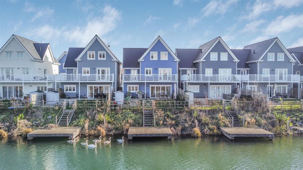 Champlain Street, Reading 5 bed detached house £1,000,000