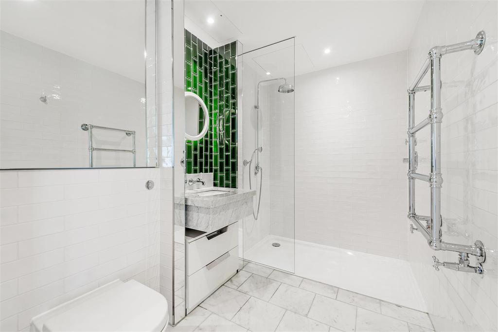 Shower.jpg