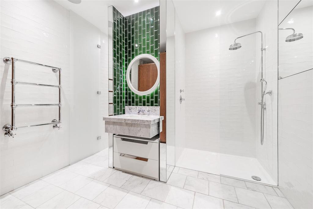 Shower.jpg