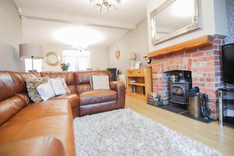 12 Ewden Road, Wombwell, Barnsley, S73 0RG