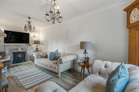 4 Browning Close, Bromham, Bedford, MK43 8TQ
