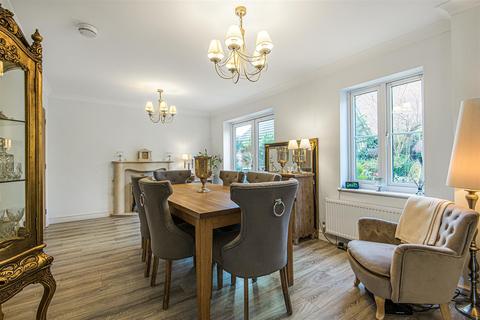 4 Browning Close, Bromham, Bedford, MK43 8TQ