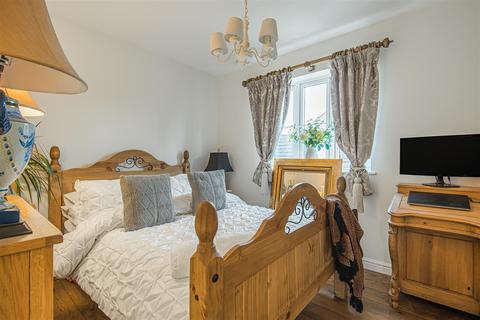 4 Browning Close, Bromham, Bedford, MK43 8TQ
