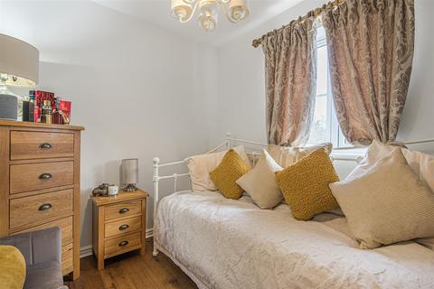 4 Browning Close, Bromham, Bedford, MK43 8TQ