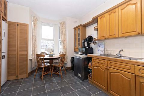 62 Brougham Road, Worthing, BN11 2NU