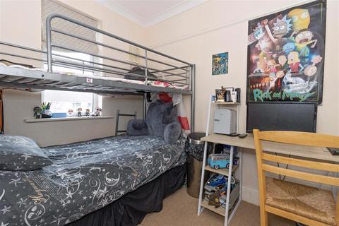62 Brougham Road, Worthing, BN11 2NU