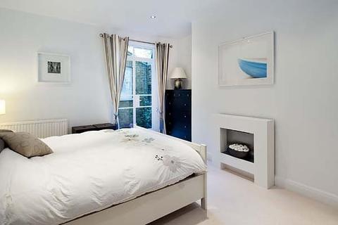 2 bedroom flat for sale - Cathcart Road, London