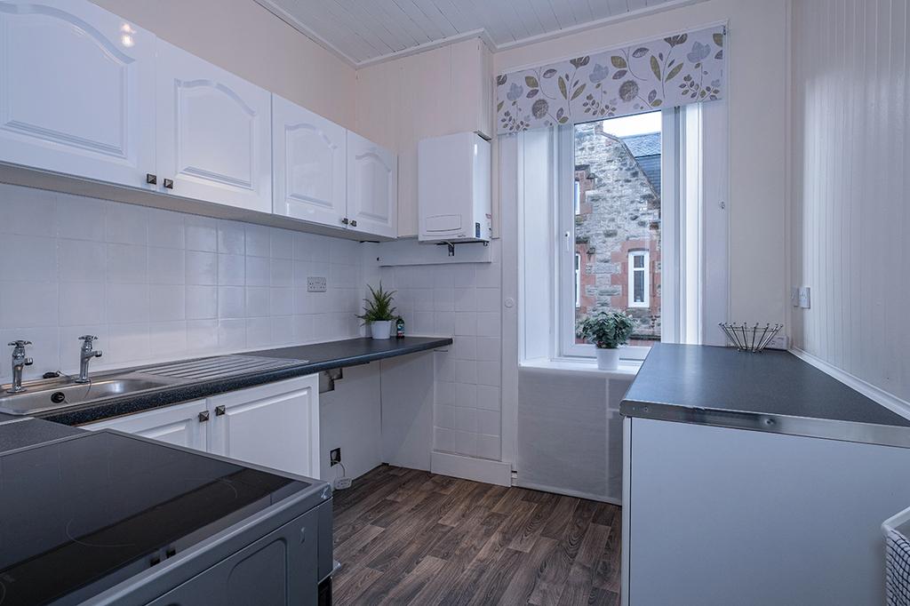 108 Scott Street, Galashiels TD1 1DX 3 bed flat for sale £107,500