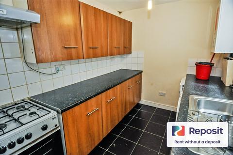 4 bedroom terraced house to rent, Kingswood Road, Fallowfield, Manchester, M14