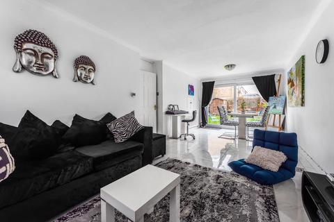 31 Bennett Close, Cobham, KT11 1AH