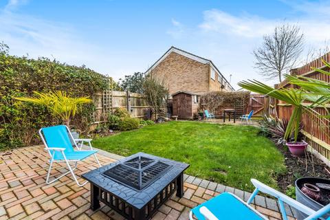 31 Bennett Close, Cobham, KT11 1AH