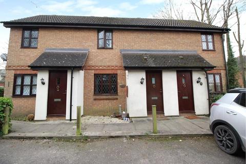 1 bedroom terraced house to rent, Coxbridge Court, CM12