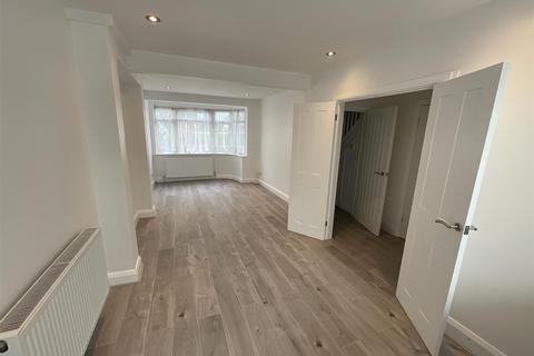 30 Sandcross Lane, Reigate, RH2 8EL