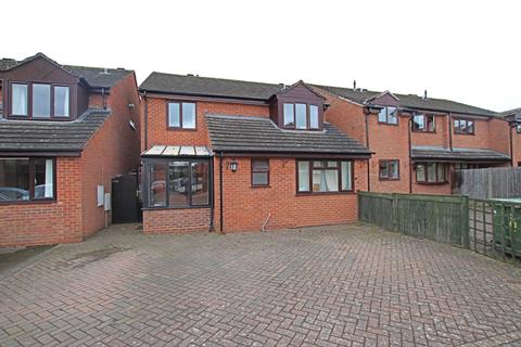 18 Nuffield Close, Worcester, WR2 6JN