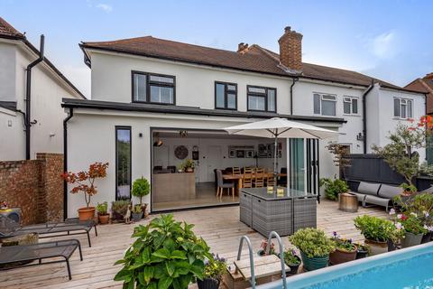11 Cecil Way, Bromley, BR2 7JU