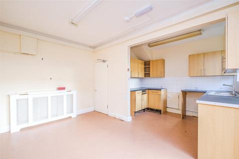 20 Rye Road, London, SE15 3AX