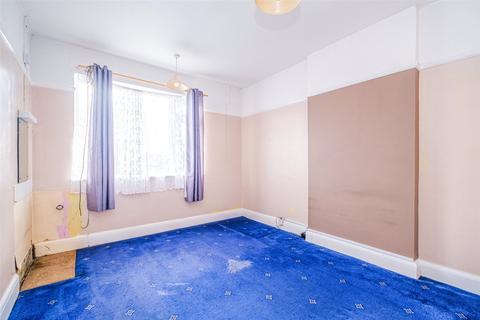 20 Rye Road, London, SE15 3AX