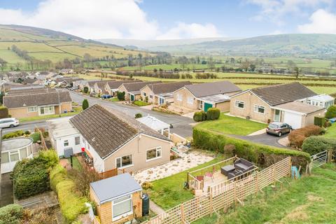 27 Aire Valley Drive, Bradley, Keighley, BD20 9HY