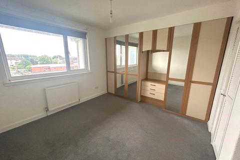 2 bedroom flat to rent, Balerno Drive, Mosspark