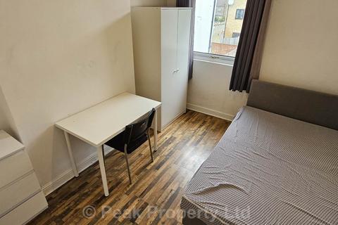 1 bed house for rent in Queens Road, Southend On Sea SS1