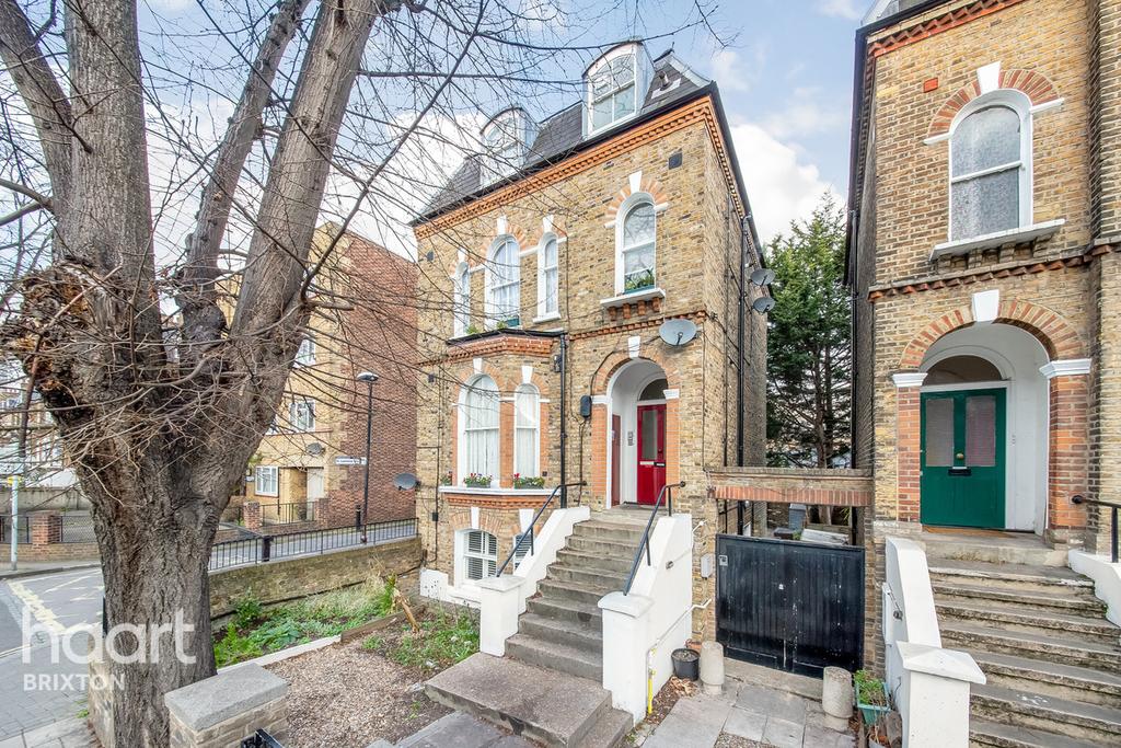 Loughborough Road, London, SW9 2 bed apartment for sale £450,000