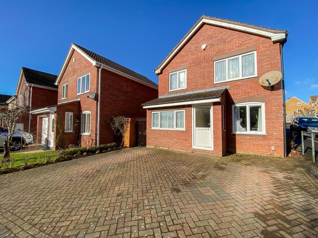 Grace Park Road, Bristol, BS4 4 bed detached house £415,000
