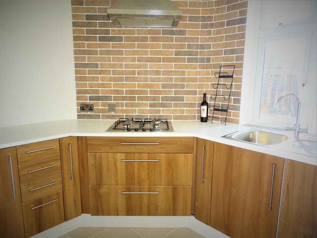 2 Bedroom Ground floor Maisonette  Hayes UB4