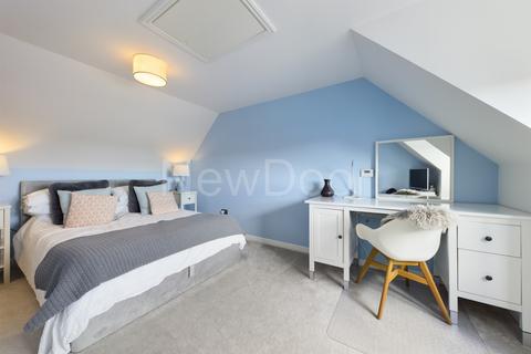 9 Forge Crescent, Bishopton, PA7 5FL