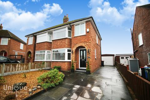 27 Beverley Avenue, Poulton-le-fylde, FY6 8BN