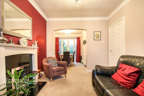 27 Beverley Avenue, Poulton-le-fylde, FY6 8BN