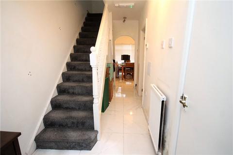 74 Elmside, New Addington, Croydon, CR0 9DU