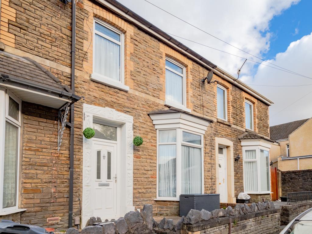Geoffrey Street, Neath, South Wales... 3 bed terraced house £170,000