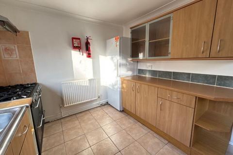 6 bedroom terraced house to rent, Swansea SA2