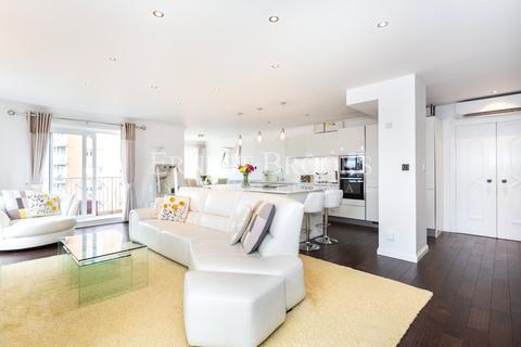 2 bedroom apartment for sale, Poseidon Court, Homer Drive, Isle Of Dogs, E14