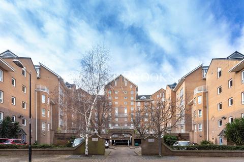 2 bedroom apartment for sale, Poseidon Court, Homer Drive, Isle Of Dogs, E14