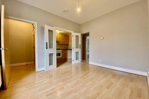 1 bedroom flat to rent, Patriothall, Stockbridge, Edinburgh, EH3