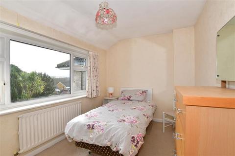 35 Saxon Close, Northfleet, Gravesend, DA11 8HA