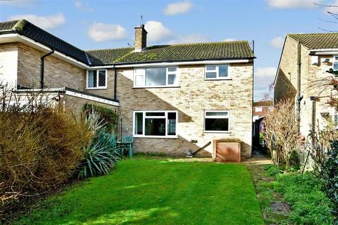 35 Saxon Close, Northfleet, Gravesend, DA11 8HA