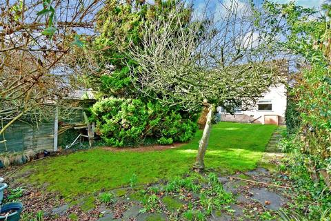 35 Saxon Close, Northfleet, Gravesend, DA11 8HA