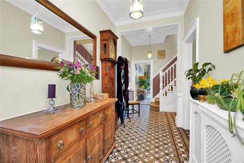 25 Loveday Road, London, W13 9JT