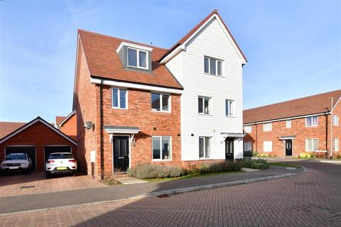 15 Baldock Road, Canterbury, CT1 1XH